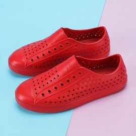 Lightweight & Stylish Men's EVA Clogs: Breathable, Non-Slip Comfort for All Seasons & Activities